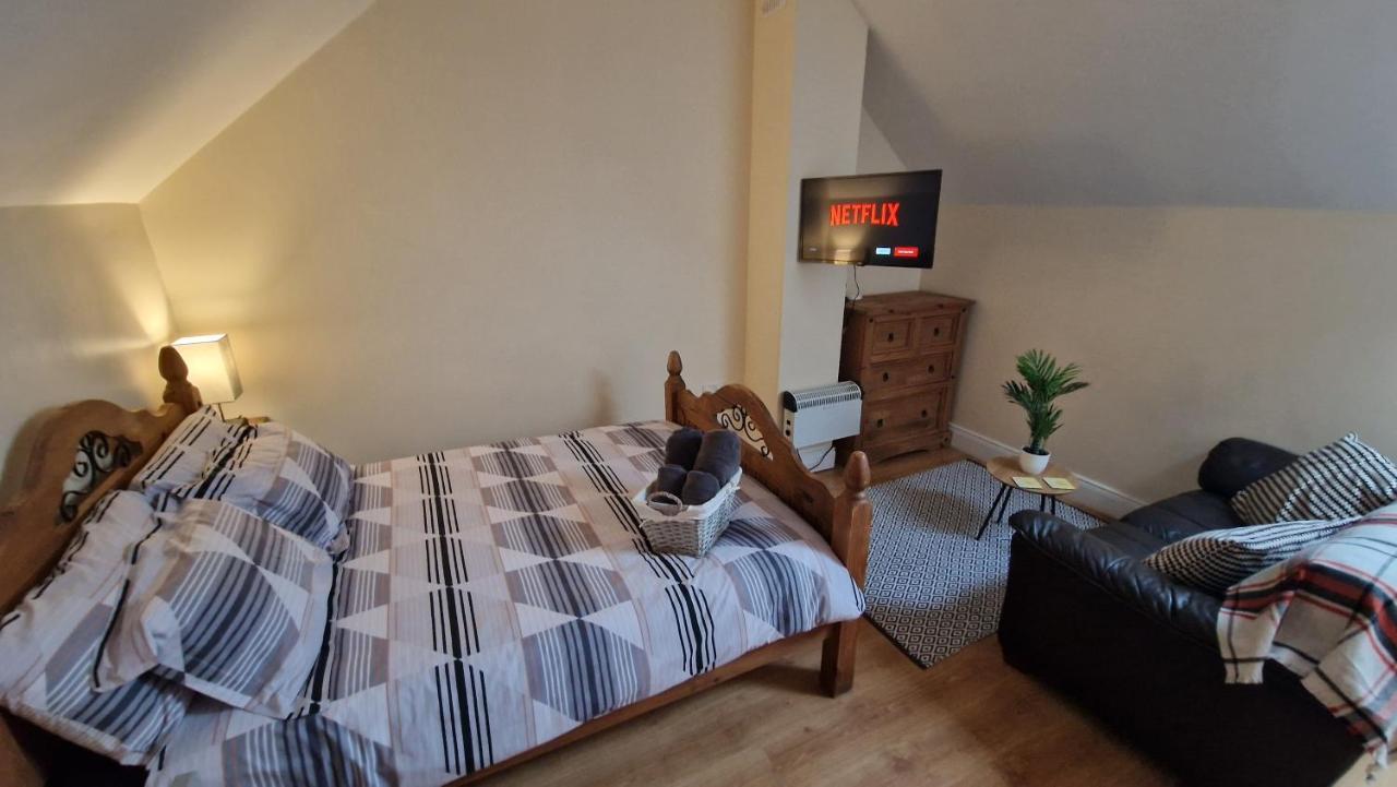 Apple Lodge Apartment Forkhill Экстерьер фото